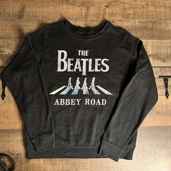 The Beatles Abbey Road Graphic Black Sweatshirt - Picture 6 of 6